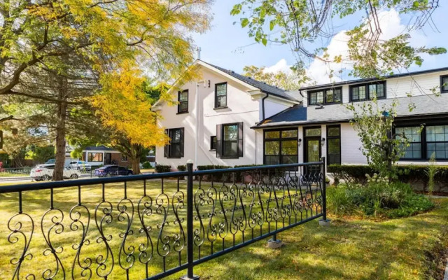 Modern Apt Neardowntown Ideal for Long Stays - U2