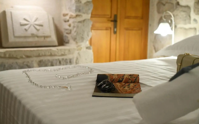 Dubrovnik Throne Suite II.