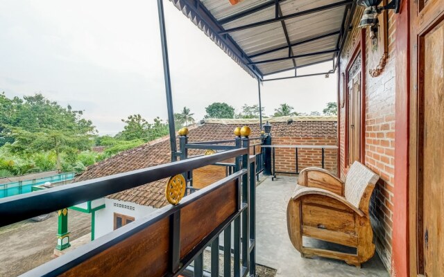 OYO Homes 90996 Desa Wisata Pulesari Syariah