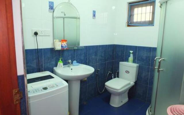 Hikka Studio Apartment
