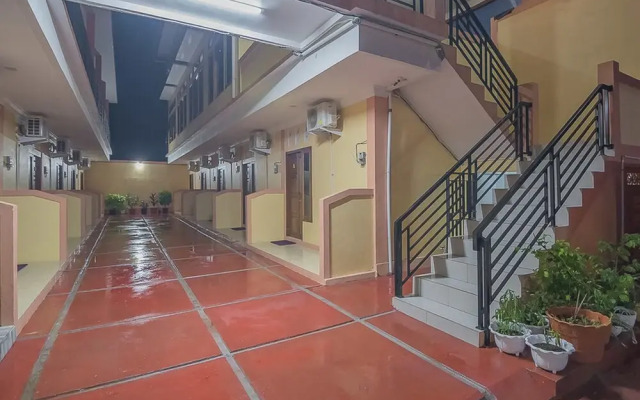 RedDoorz near RSUD Dr. Abdul Aziz