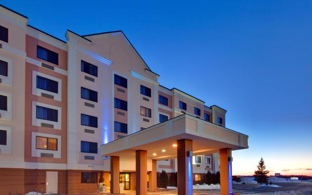 Holiday Inn Express Sault Ste. Marie, an IHG Hotel