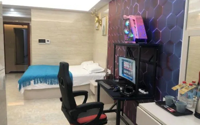 Yuehui International Apartment