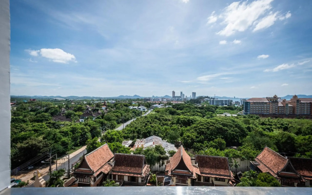 Nam Talay Condo by GrandisVillas