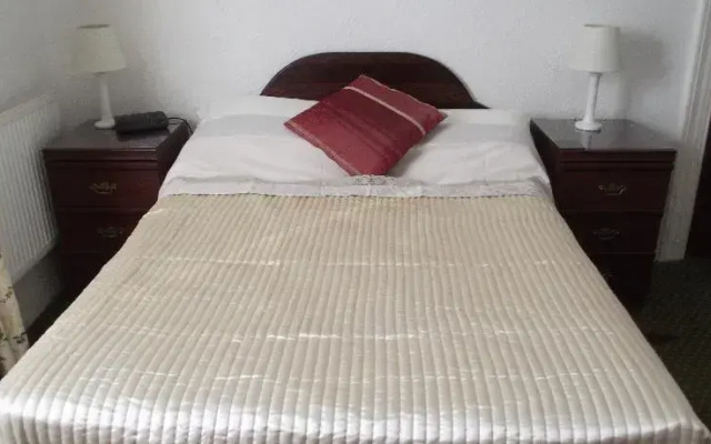 The Corner House Hotel