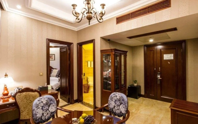 Zhonghui Hotel