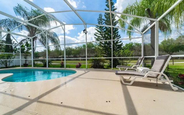 1114 4-bed Pool Home, Liberty Village Kissimmee
