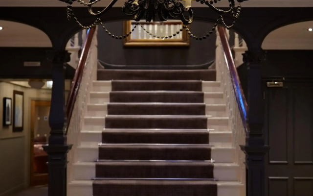Swan Hotel by Greene King Inns