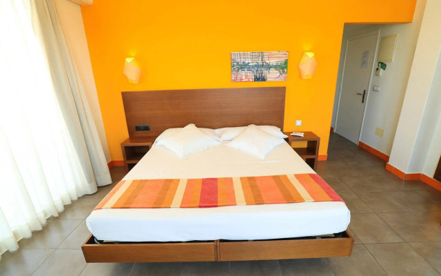 Hotel Es Mitjorn