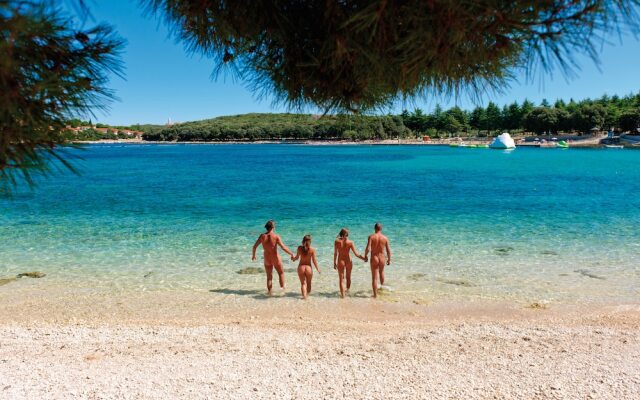 Maistra Camping Koversada Uncovered Naturist Mobile homes
