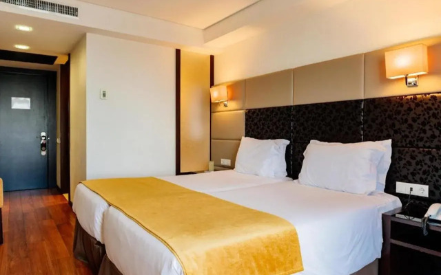 Axis Porto Business & Spa Hotel