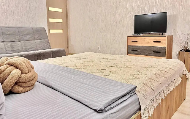 Apartment Inperm on Revolution Street 54