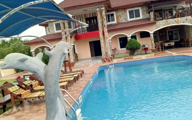 Royal Kamak Hotel