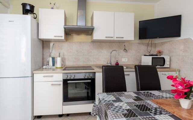 Cozy Apartment Paklenica 1