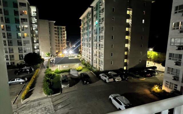 Seawind Condo 2 BR Near Airport & Samal