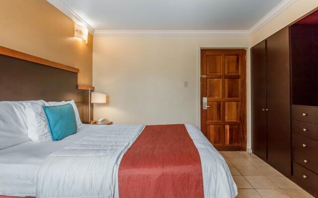Le Consulat, An Ascend Collection Hotel