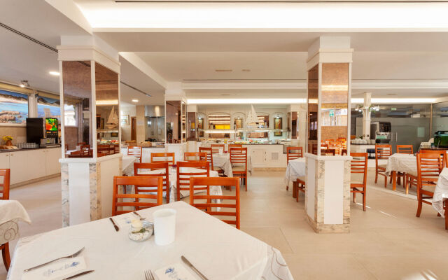 Hotel Amoros