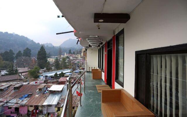 OYO 8077 Hotel Madhuban