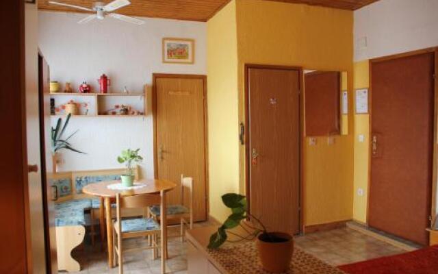 Mekina Guesthouse