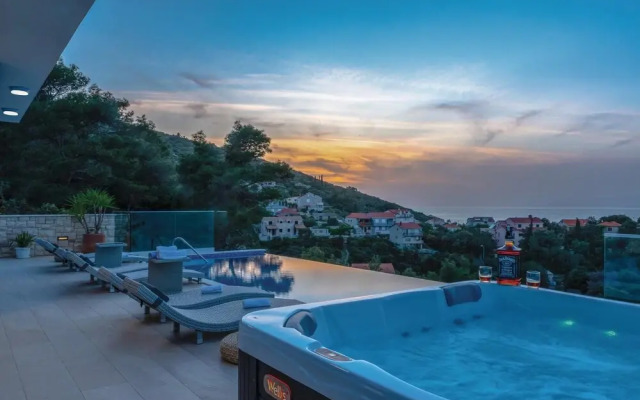 Awesome Home in Prigradica With Sauna, Wifi and 3 Bedrooms