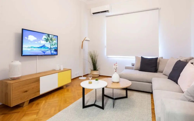 Lavender Design apartment by Acropolis