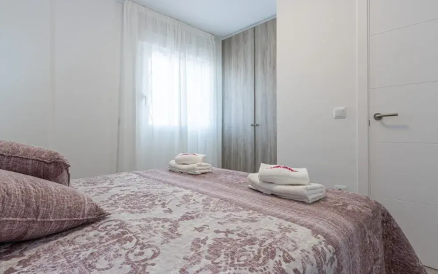 Apartment in Empuriabrava Near Sandy Beach