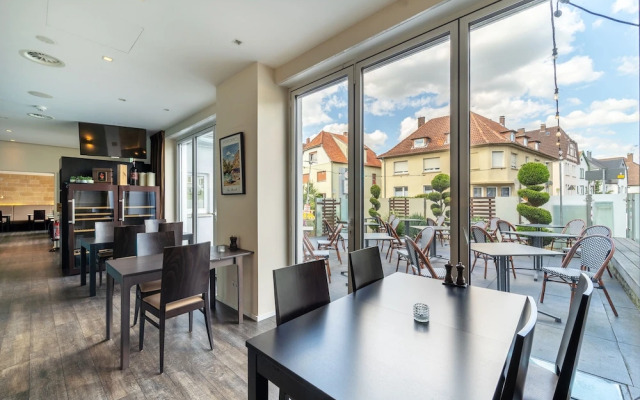 Bella Fino Hotel & Suites