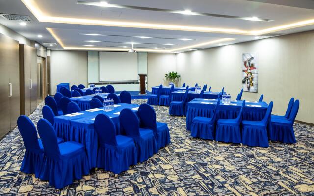 Holiday Inn Express Shenyang North Station by IHG
