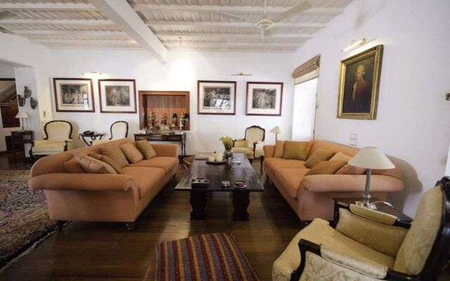 Le Colonial 1506