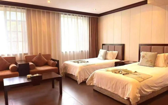 Baoshan Hotspring Hotel