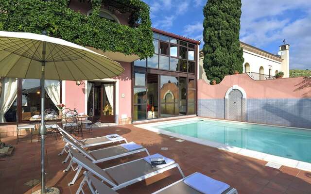 Villa With sea View and Private Pool Very Near to the Center of Taormina