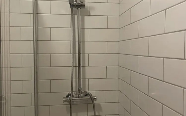 Refurbished 3 Bed House in Manchester