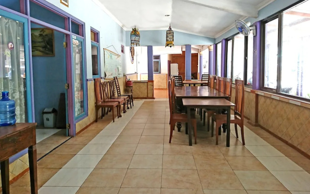Oyo 2467 Penginapan Dafista
