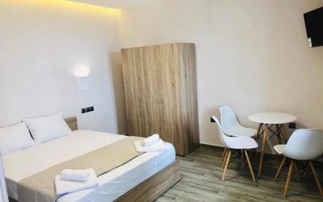 Angela Apartments & Studio