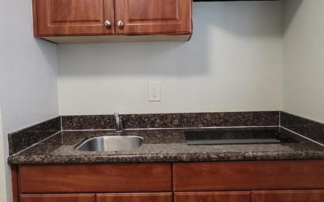 Pismo Beachwalker Inn & Suites