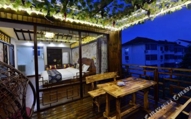 Xiushuixuan Courtyard Boutique Inn