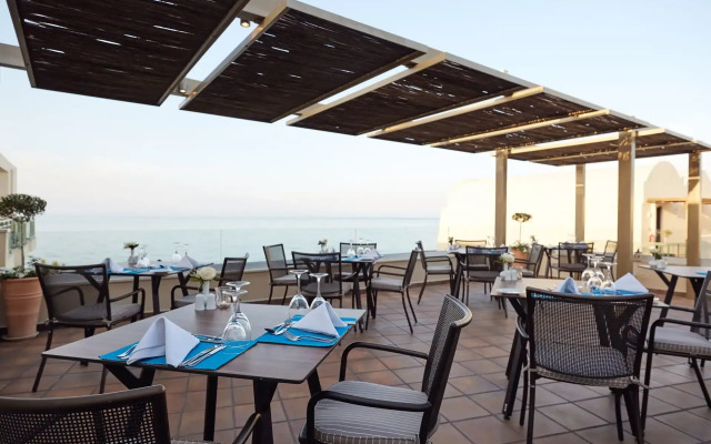 Giannoulis – Grand Bay Beach Resort - Adults Only