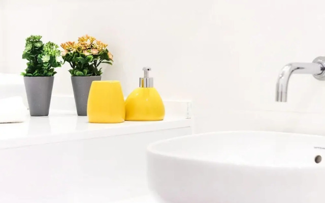 Alfama Elegant by Homing