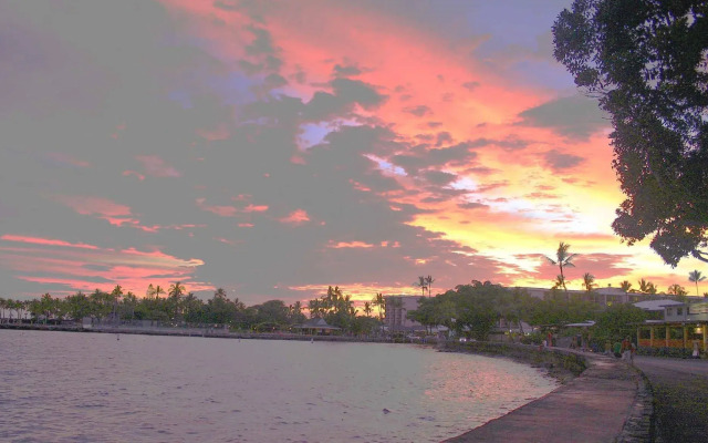 Holiday Inn Express Hotel & Suites Kailua-Kona by IHG