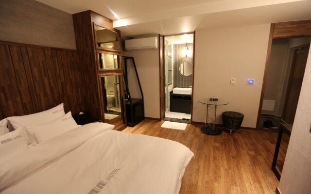 Hotel Mirage