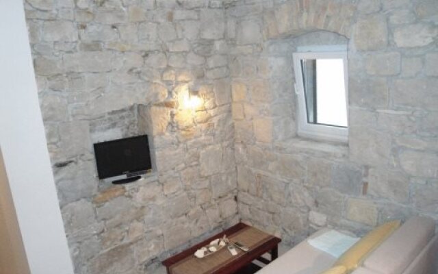 Split Inn Apartments and Rooms - Apartment Vicko (PID: 5)
