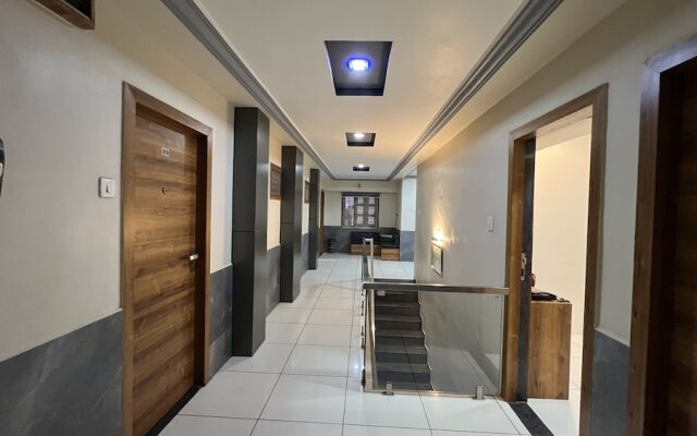 Hotel Near Me
