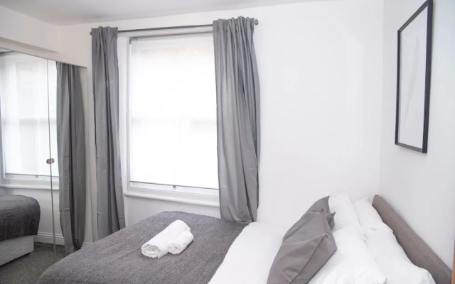 Westminister Classy Apartment