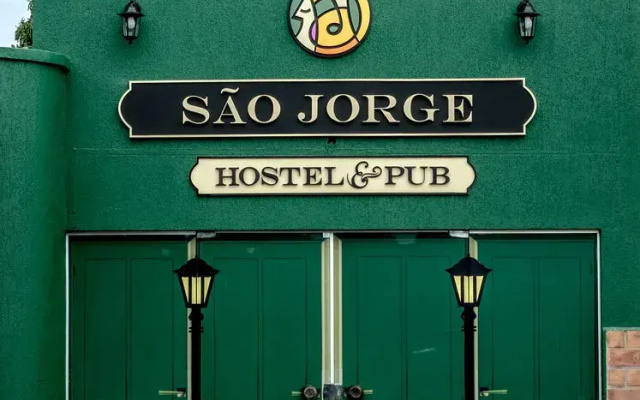 São Jorge Pub Hostel