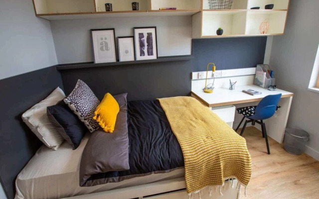 Magnificent Rooms Studios And Apartments