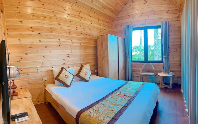 Phoenix Moc Chau Hotel