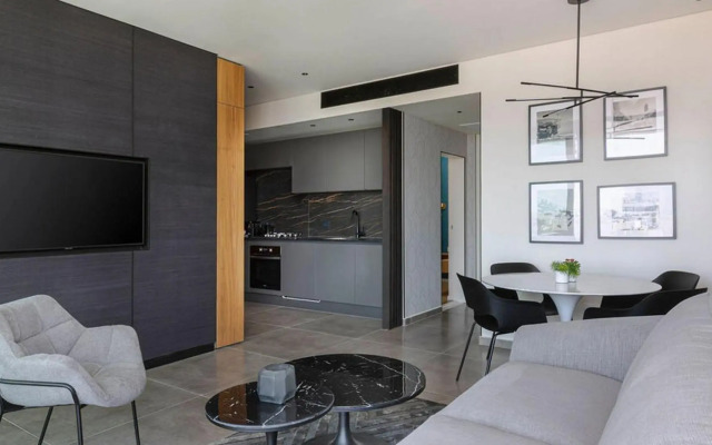 Extraordinary 1BR in Geula by HolyGuest