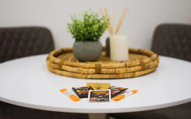 Main Street Suites-Hosted by Sweetstay