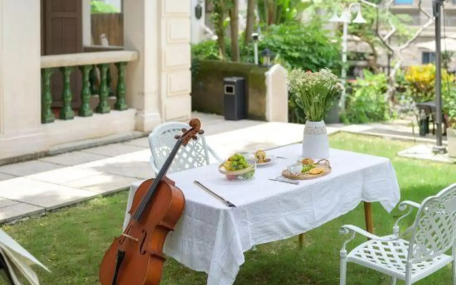 Gulangyu White residence 1902 villa