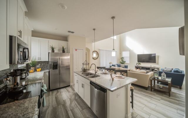 Lovely Vacation Home with Pool CG1646